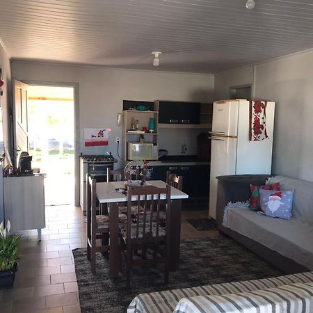 Sombrio Casa Aconchegante Com Vistaヴィラ エクステリア 写真