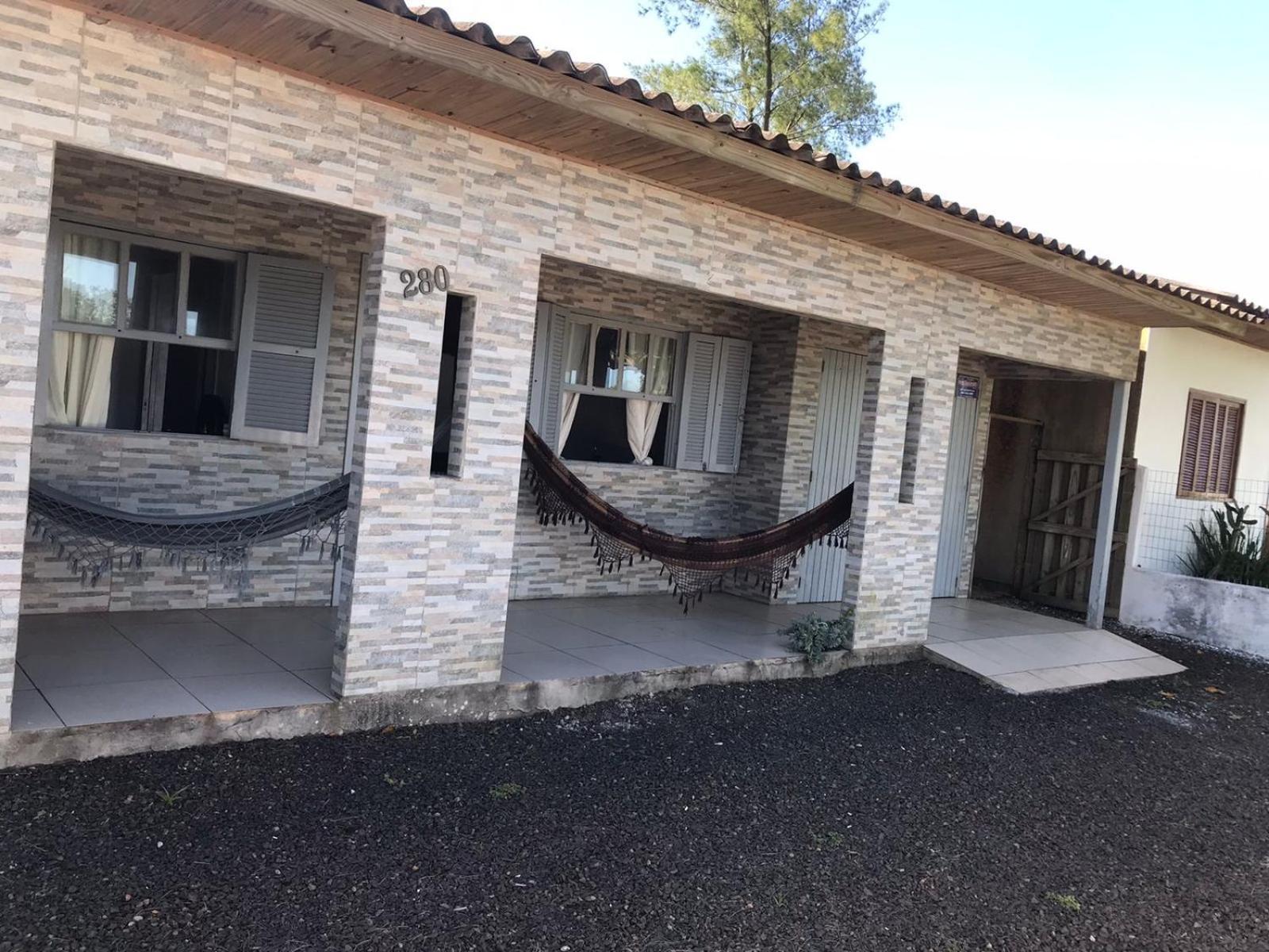 Sombrio Casa Aconchegante Com Vistaヴィラ エクステリア 写真